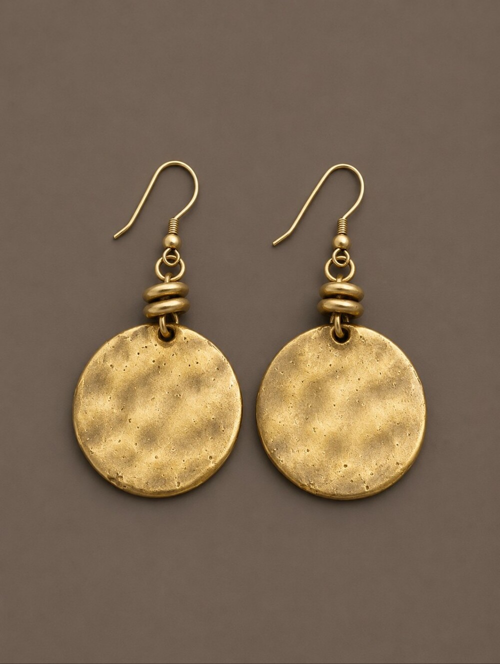 VTG 1980s Warrior Matte Gold Plated Coin Hammered Dangle Hook Earrings